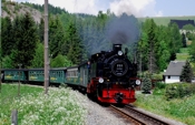 Die Fichtelbergbahn fahrplanmäßig